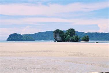 20 Thailand 2002 F1010021 Ausflug Krabi Strand_478